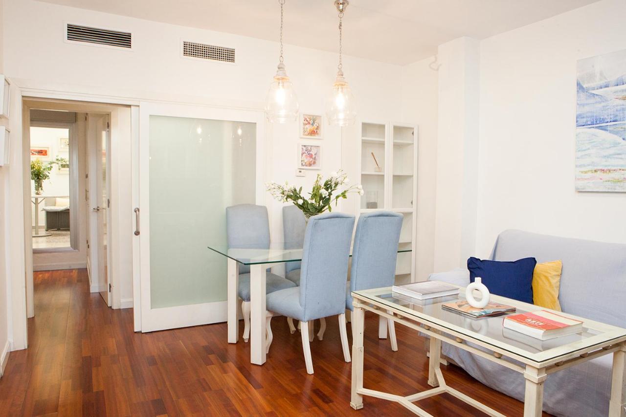 Charming Apartment With Pool And Garage Sevilla Eksteriør bilde