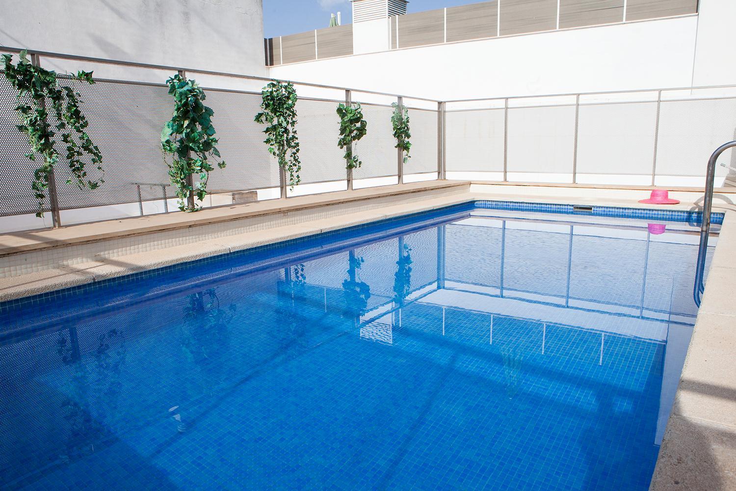 Charming Apartment With Pool And Garage Sevilla Eksteriør bilde